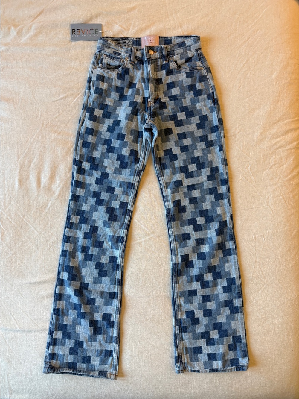 Revice The Weekend Jeans in Last Call